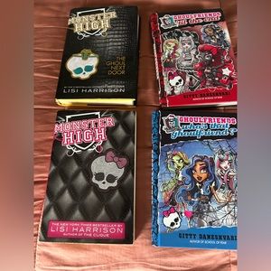 Monster high combo 4 books